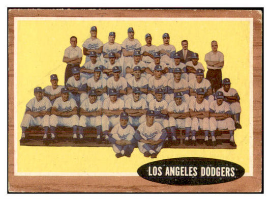 1962 Topps Baseball #043 Los Angeles Dodgers Team EX 534322