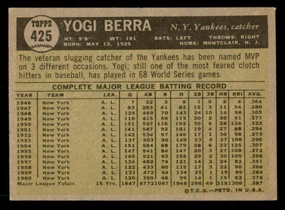 1961 Topps Baseball #425 Yogi Berra Yankees EX-MT 539616
