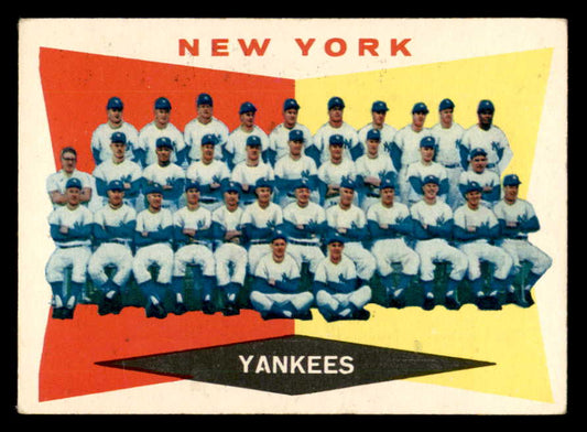 1960 Topps Baseball #332 New York Yankees Team VG-EX 547900