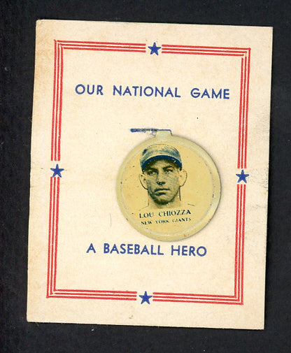 1938 PM8 Our National Game Pin Lou Chiozza Giants EX-MT 551208