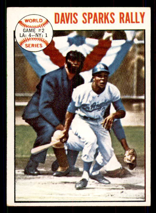 1964 Topps Baseball #137 World Series Game 2 Willie Davis EX-MT 551490