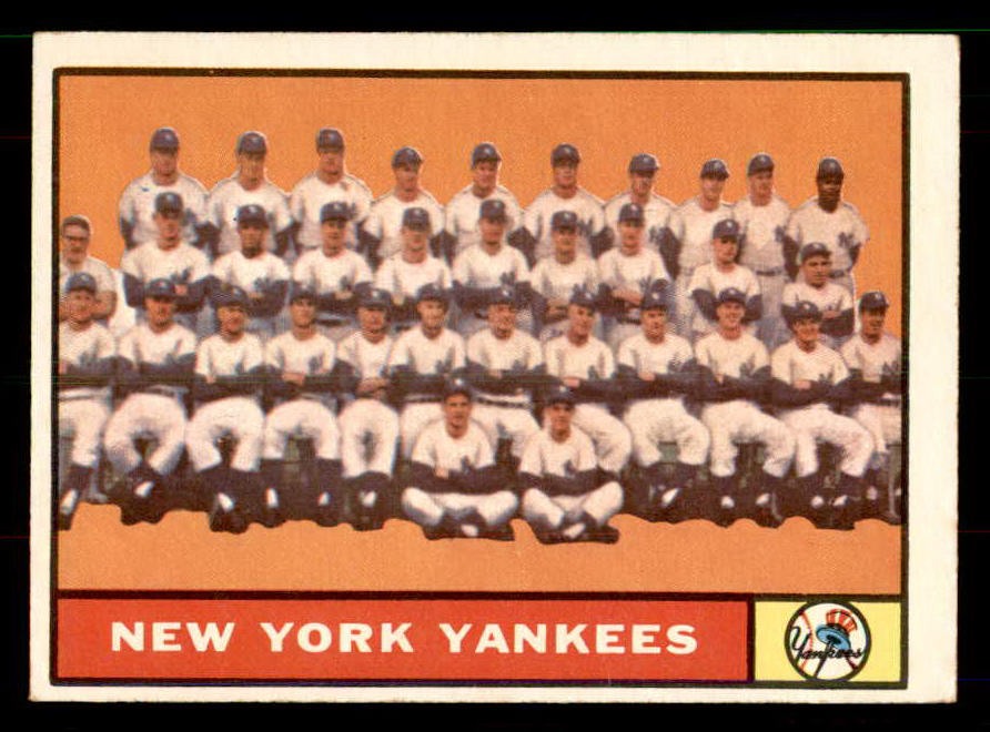1961 Topps Baseball #228 New York Yankees Team EX-MT 551614
