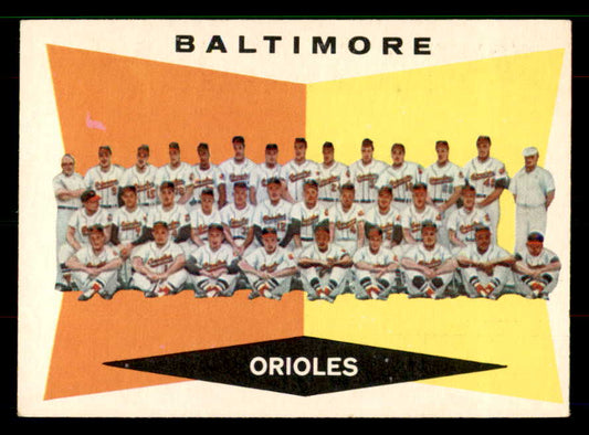 1960 Topps Baseball #494 Baltimore Orioles Team EX-MT 551631