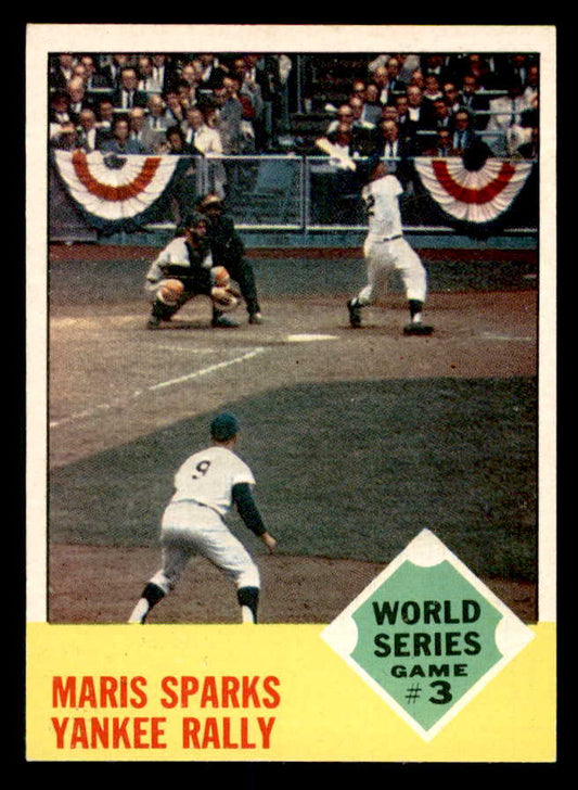 1963 Topps Baseball #144 World Series Game 3 Roger Maris EX-MT 552406