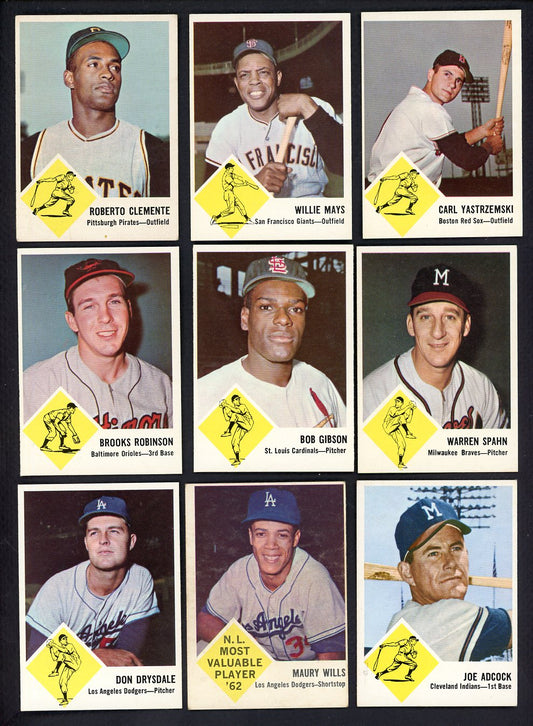 1963 Fleer Baseball Near Set (No Koufax) EX-MT Clemente Mays 555354