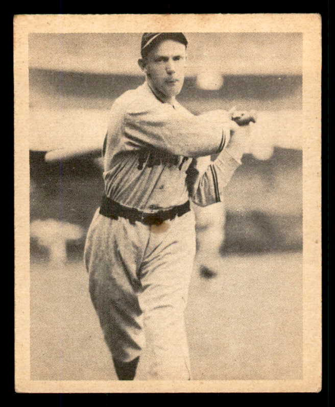 1939 Play Ball #102 Pep Young Pirates VG-EX 558323