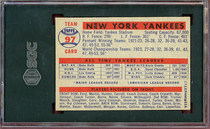 1957 Topps Baseball #097 New York Yankees Team SGC 7 NM 560560
