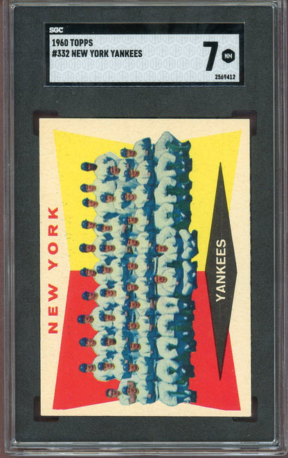 1960 Topps Baseball #332 New York Yankees Team SGC 7 NM 560637