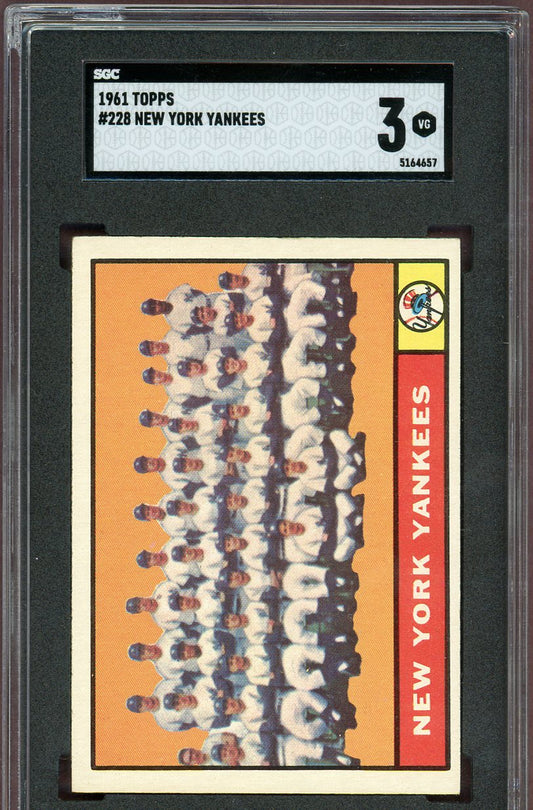 1961 Topps Baseball #228 New York Yankees Team SGC 3 VG 560792