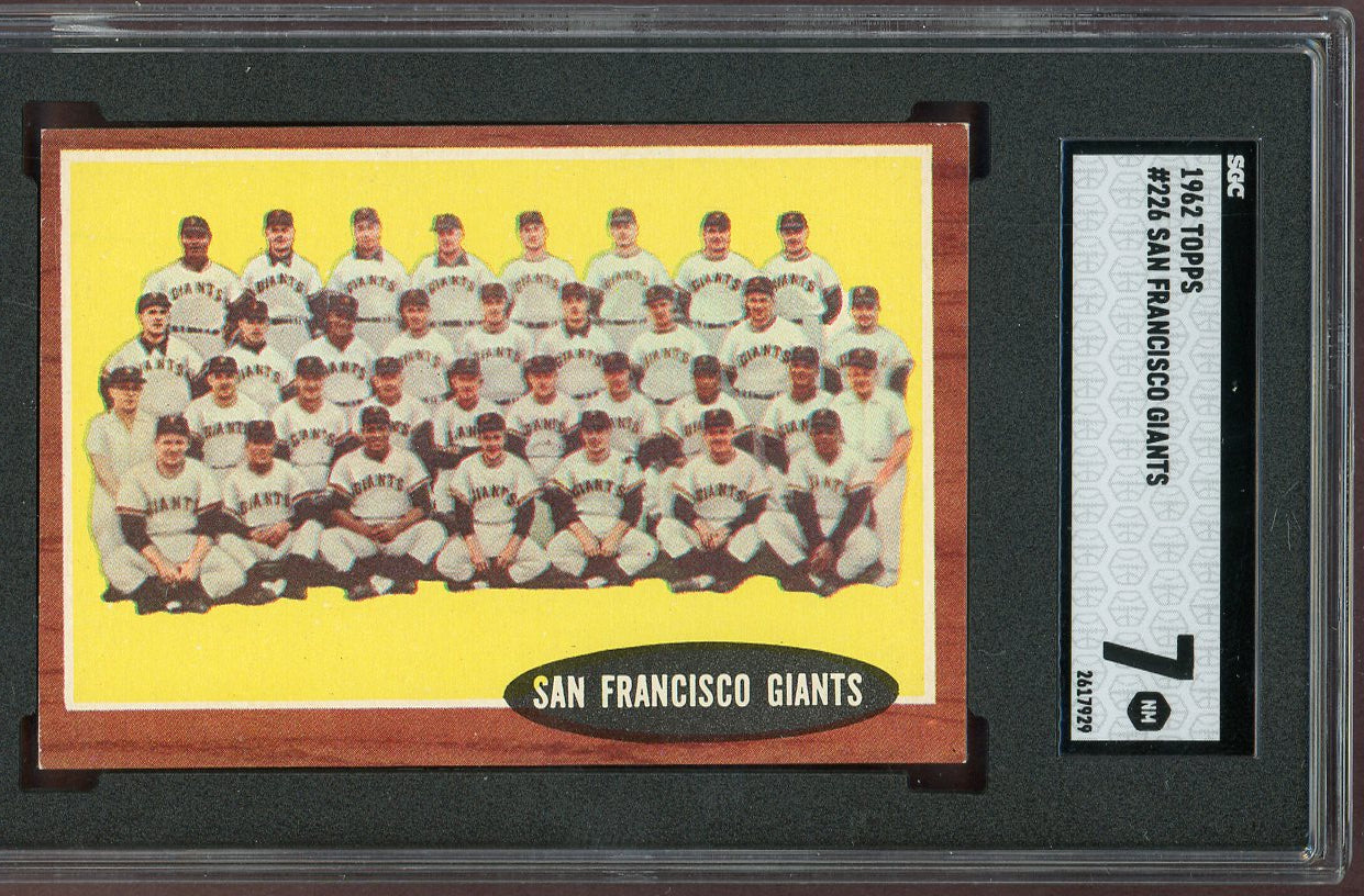1962 Topps Baseball #226 San Francisco Giants Team SGC 7 NM 560896