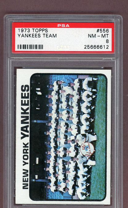 1973 Topps Baseball #556 New York Yankees Team PSA 8 NM/MT 561532