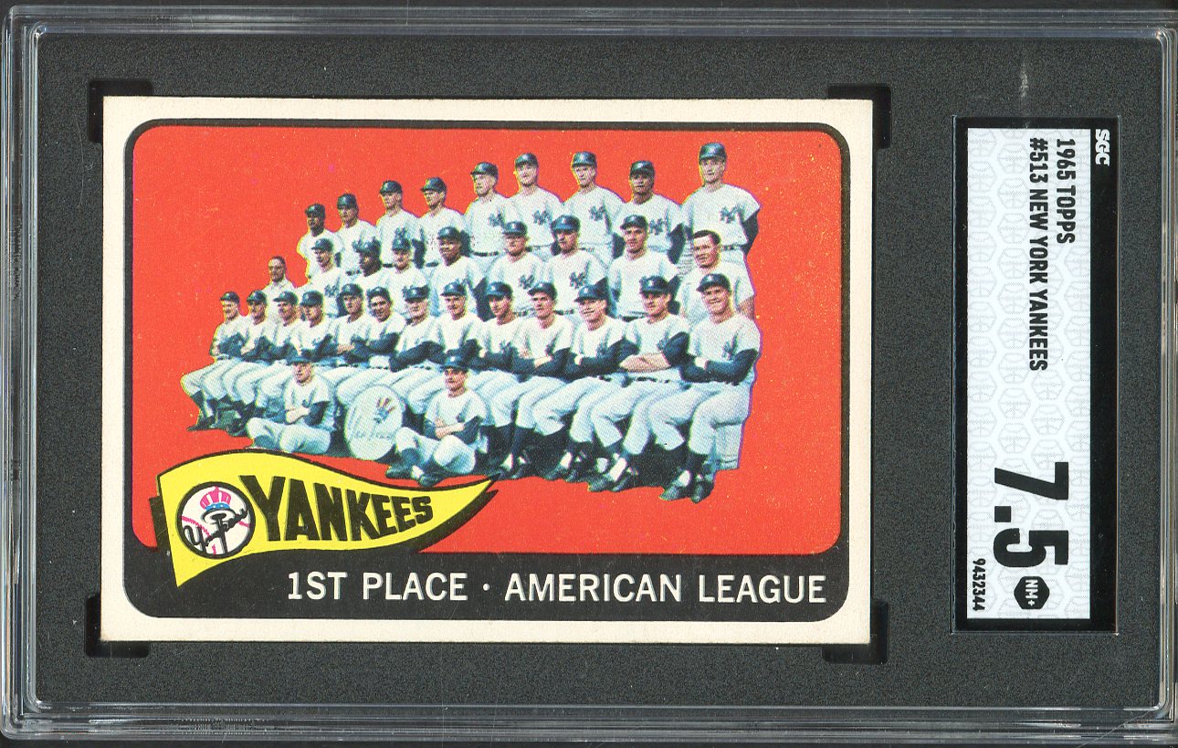 1965 Topps Baseball #513 New York Yankees Team SGC 7.5 NM+ 561558