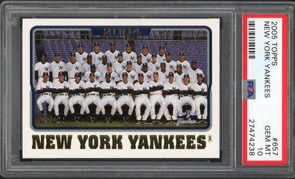 2005 Topps #657 New York Yankees Team PSA 10 GEM MINT 562186