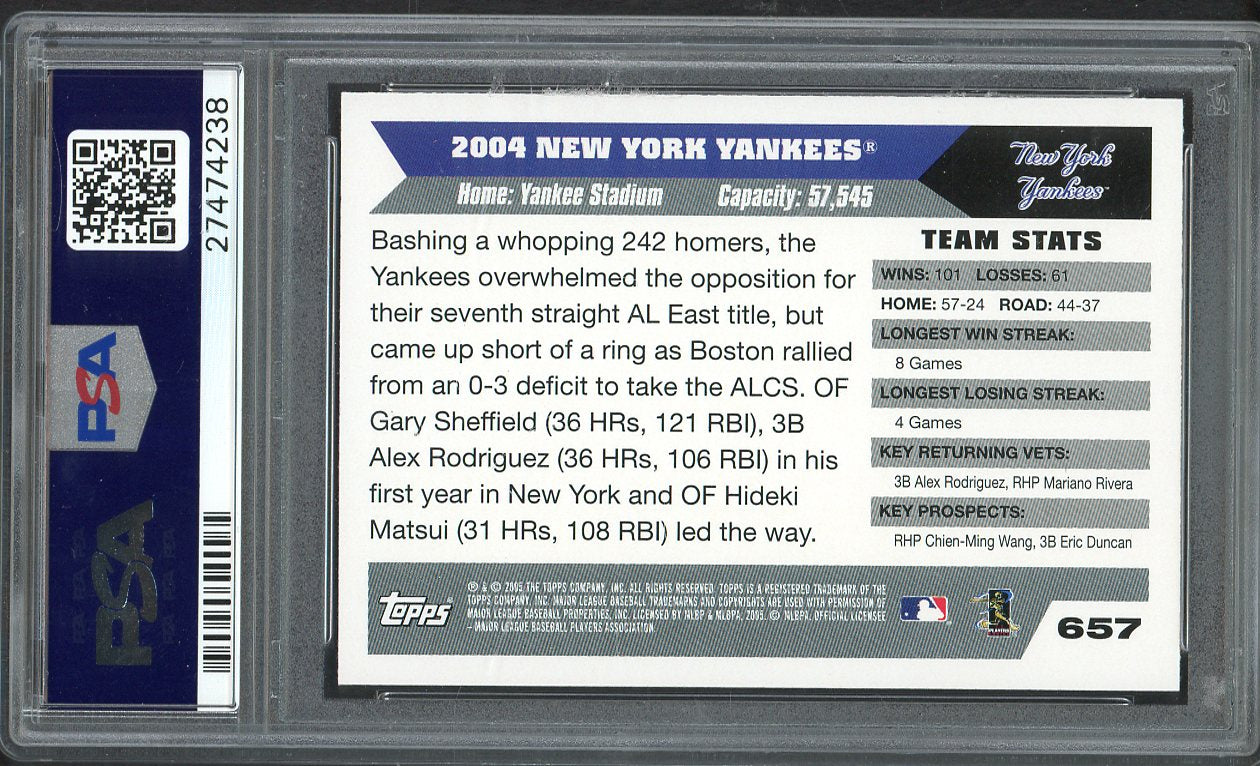 2005 Topps #657 New York Yankees Team PSA 10 GEM MINT 562186