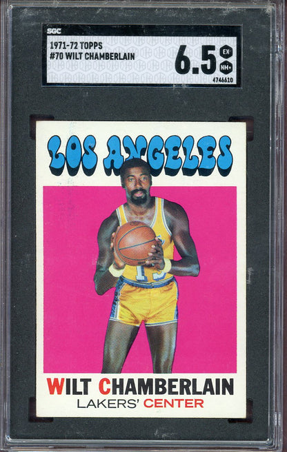1971-72 TOPPS #070 WILT CHAMBERLAIN LAKERS SGC 6.5 EX-MT+ 564069