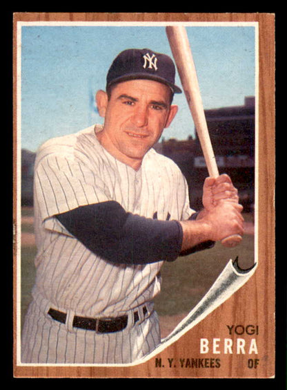 1962 Topps Baseball #360 Yogi Berra Yankees EX-MT 565492