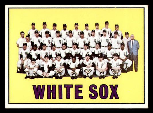 1967 Topps Baseball #573 Chicago White Sox Team EX-MT 566059