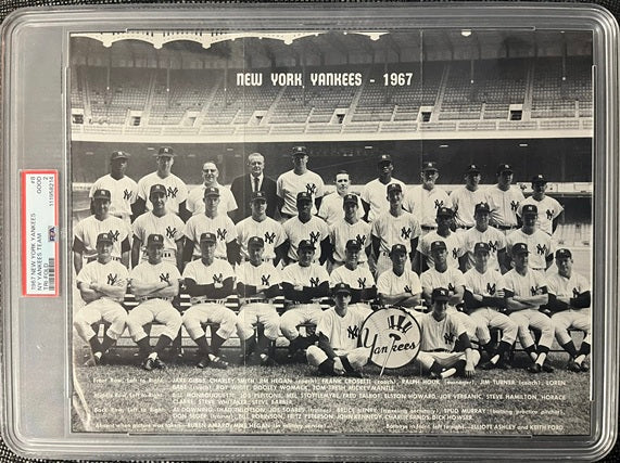 1967 Yankees Tri Fold Team Photo PSA 2 GD 567606
