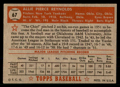 1952 Topps Baseball # 67 Allie Reynolds Yankees EX+/EX-MT Red 568400