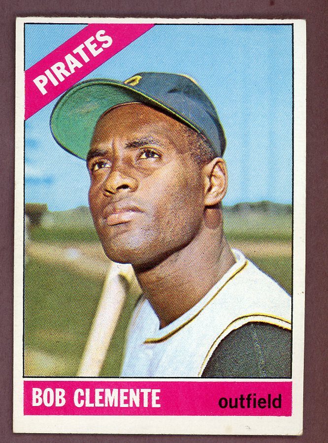 1966 Topps Baseball #300 Roberto Clemente Pirates EX-MT 568834